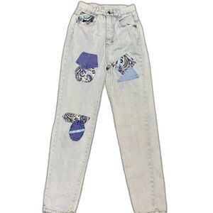 Vintage 90’s GET! Light Wash High Rise Patchwork Applique Mom Jeans Size 3/4